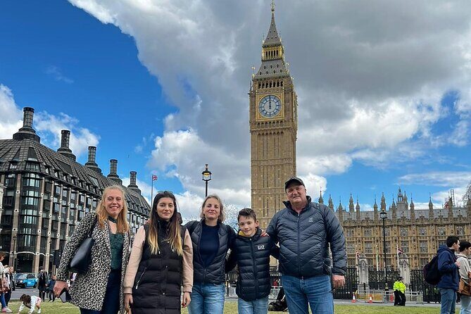 Royal London and The Beatles Private Tour - Abbey Road Studios to Paul McCartney’s area: the walk that feels like a scene