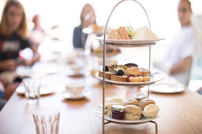 Royal London Tour with Westminster Abbey Visit & Afternoon Tea - Timing, tickets, and the ticket-check choreography you should not skip