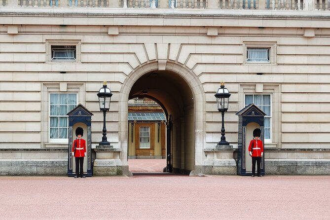 Royal London Tour with Westminster Abbey Visit & Afternoon Tea - Where you end up after the coach: don’t leave your phone at home
