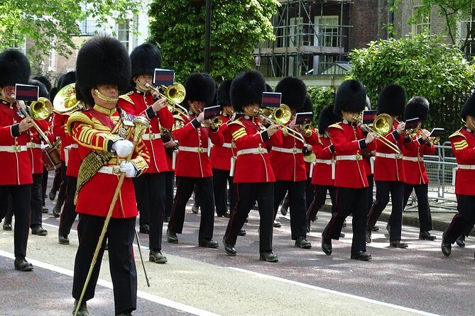 Royal Tour of St James', Parks, Palaces and Royal intrigue - The Changing of the Guard: Your Best Chance, Your Only Real Variable