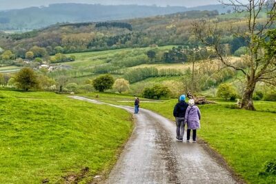 Secret Cotswolds Tour from Stratford-on-Avon or Moreton-in-Marsh - The early drive to Moreton-in-Marsh: settling in with stories