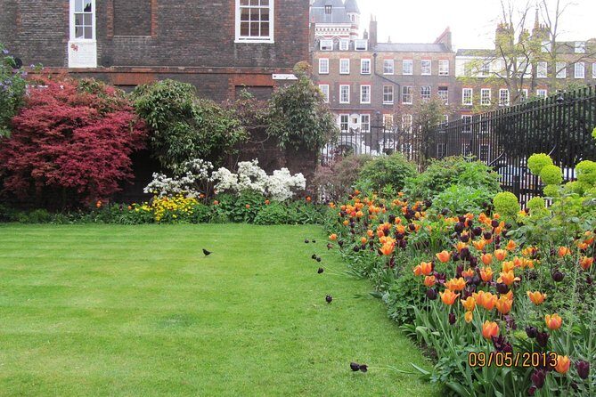 Secret Gardens of London Private Tour - Inns of Court gardens: quiet green pockets behind legal London
