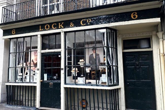 Secret London Private Taxi Tour - Timber framed survivors from 1666 and what changed after the Great Fire