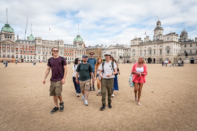See 30 London Sights & Visit The London Dungeon! - The London Dungeon included: 1 hour of scary fun after the walking
