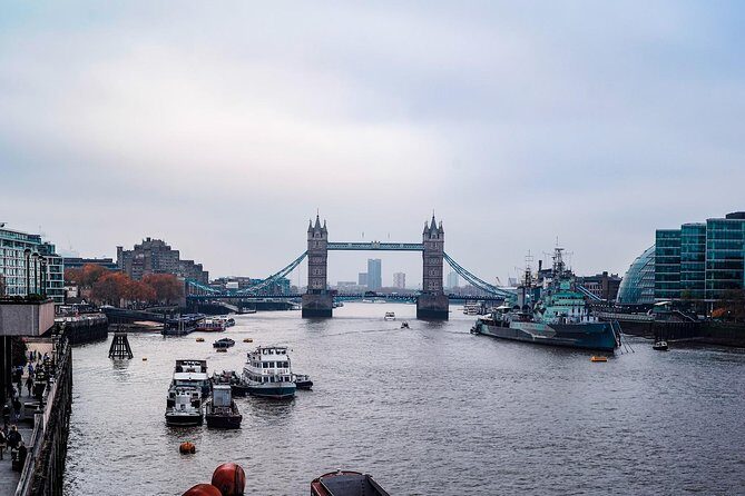 See Over 30 Top London Sights! Fun Private Tour with Local Guide - Houses of Parliament and Westminster Abbey: Close-Up Icons Without a Museum Day