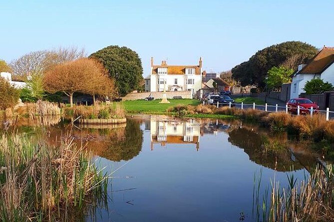 Seven Sisters and South Downs Tour - Guides and onboard stories: the difference between seeing and understanding