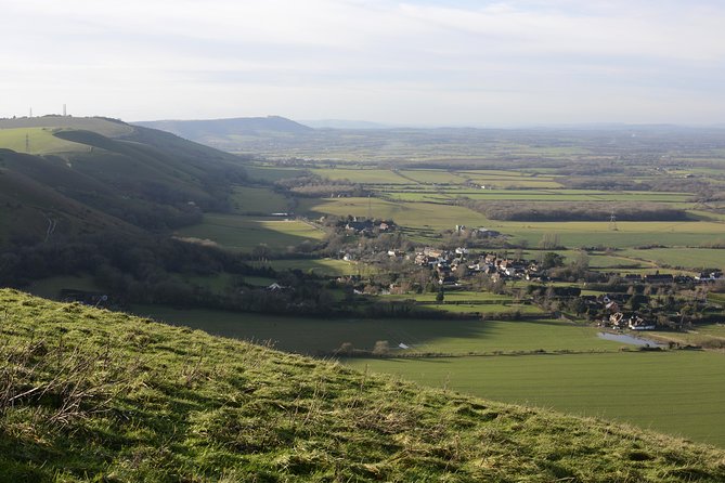 Seven Sisters & South Downs Tour with Train Tickets Included - Middle Farm: lunch at a family-run Sussex stop