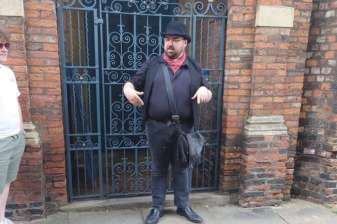 Shadows of York: Ghost Walk and Horrible History. - How much walking is it, really?