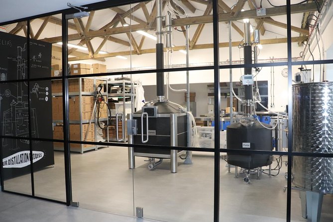 Shakespeare Distillery Tour - 1pm Ticket - Distillery walkthrough: seeing how the craft is built