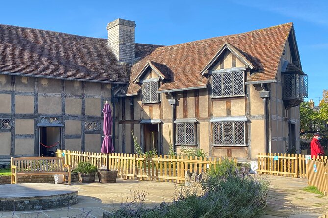 Shakespeare’s Stratford-Upon-Avon: A Self-Guided Audio Tour - What makes it a good value for 30 to 45 minutes