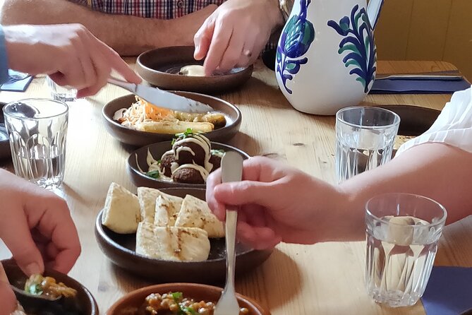 Shared 3 Hours Hidden Gems Foodie Tour of York - What Happens on the 3-Hour Route (Five Stops, One Big Loop)