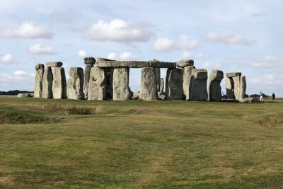 Shore Excursion Stonehenge & Salisbury Cathedral (Magna Carta) - Stonehenge in Your 2-Hour Window: How to Make It Count