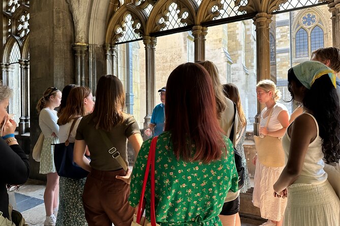 Skip-the-line London Westminster Abbey and City of Westminster Kid-Friendly Tour - Westminster Abbey with a Blue Badge guide: what your family actually sees