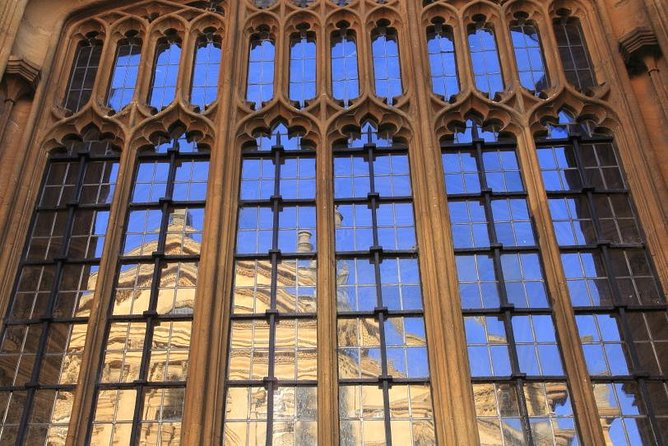 Small and Exclusive Oxford Highlights Tour - Radcliffe Camera and Radcliffe Square: the Oxford postcard with purpose
