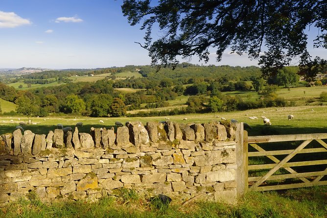 Small-Group Cotswolds Tour (From London) - First stop mood: leaving the crowds and getting into real village rhythm