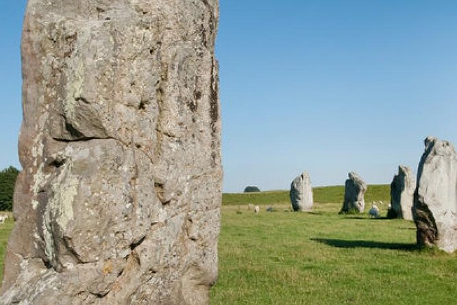 Small-Group to Bath, Lacock, Avebury and Stonehenge from London - Mini-coach, small-group energy, and why the guide matters