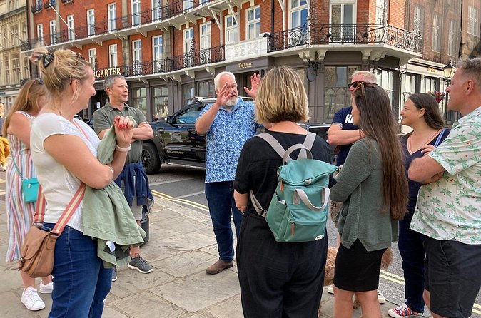 Small Group Walking Tour of Windsor Town (max 8 people) - Windsor Guildhall: where stories land in real buildings