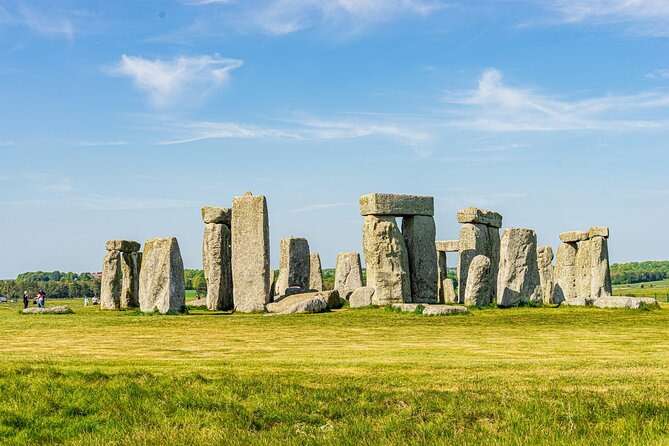 Southampton Port to London via Stonehenge Private Transportation - What the day looks like, step by step