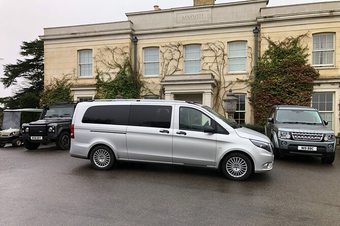 Southampton to Heathrow Airport Private Transfer - Inside the Car: Comfort, Water, and Luggage-Friendly Planning