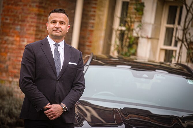 Southampton to Heathrow or Gatwick Airport Private LuxuryTransfer - Hotel Lobby Pickup in Southampton: Simple, Direct, No Wandering
