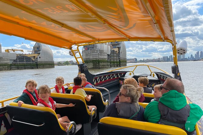 Speedboat 'THE THAMES BEAST' from Tower Millennium Pier - 40 mins - The route in motion: what you’ll see along the Thames