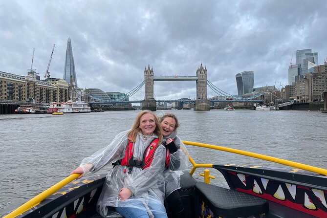 Speedboat 'THE THAMES BEAST' from Tower Millennium Pier - 40 mins - Live commentary that keeps the “what am I looking at?” stress low