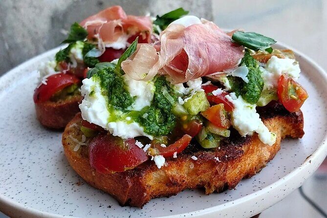 Spitalfields & Borough Market Food Tour - Borough Market: The Main Event for Serious Snacking