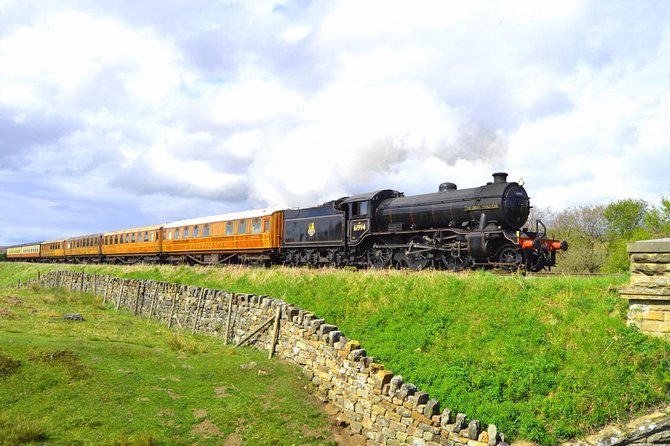 Steam Trains, Whitby, and the North York Moors Full-Day Tour from York - How the guides steer the day: Pete or Chris, plus local context
