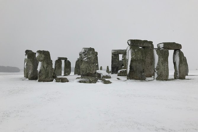 Stonehenge and Bath Private Car with Driver Guide - Roman Baths stop: guided time at the main UNESCO site