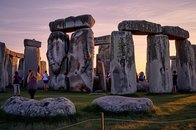 Stonehenge and Bath Tour from London with options - Bath Abbey in 30 Minutes: Fast Moves for a Big Building