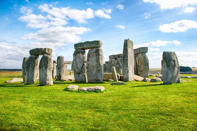 Stonehenge and Bath Tour from London with options - Pulteney Bridge and the Avon Crossing: A Bath Detail Worth Slowing For