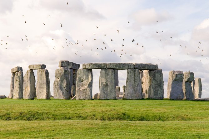 Stonehenge and Bath Tour from Oxford - How the skip-the-line promise changes your day