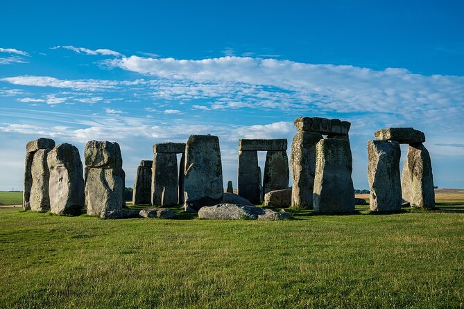 Stonehenge and Oxford Day Tour from London Including Admission - Key highlights at a glance