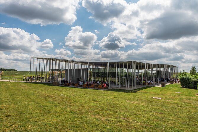 Stonehenge and Salisbury Cathedral Private Tour from Southampton - Tickets, Extra Costs, and What You Must Plan For
