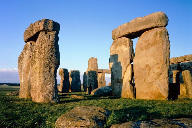 Stonehenge and Windsor from London - Stonehenge: visitor centre depth plus a hands-on style audio guide
