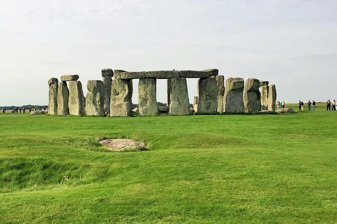 Stonehenge & Bath Day Tour from London including Admission - Bath Abbey and a walking-style city orientation