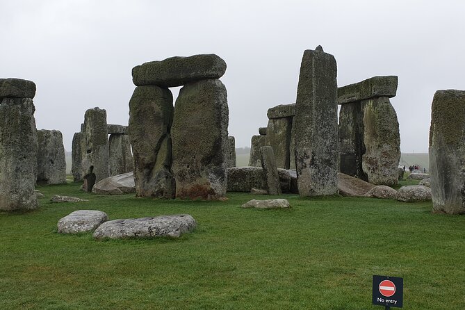 Stonehenge & Bath Private driverTours - The 8:30am Start and Where You Meet