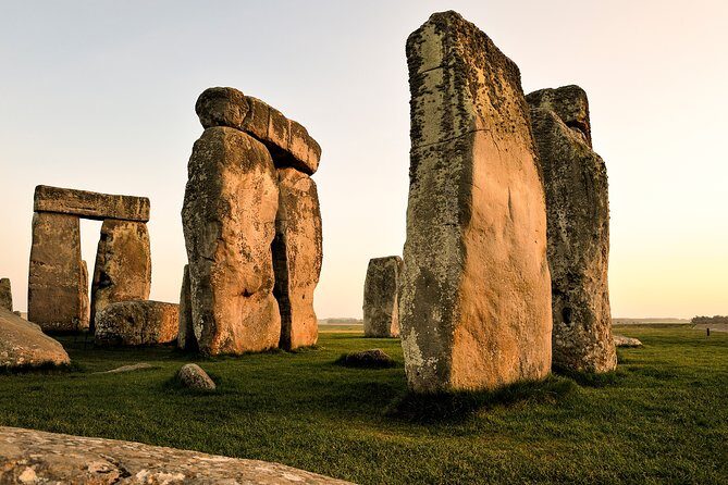 Stonehenge Half Day Tour with Entry and Extra Time - What you see at the stones: scale, theories, and why two hours can feel short