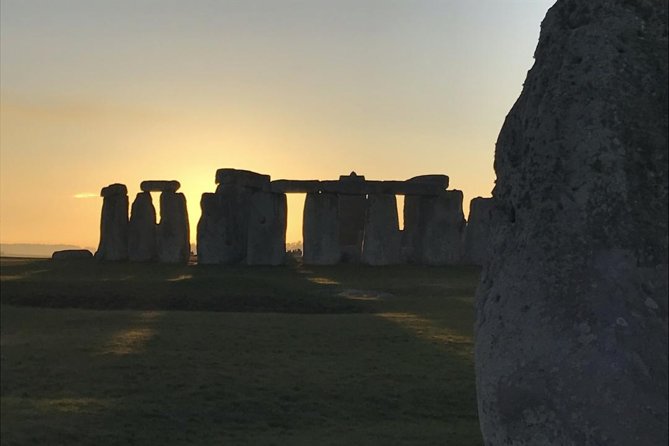 Stonehenge Independent Visit with Private Driver by Luxury Sedan - Time at Stonehenge: what the pacing feels like