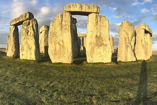 Stonehenge Private Car Tour with Driver Guide - Woodhenge: The Small Stop That Adds Meaning
