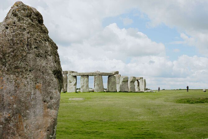 Stonehenge Private Full-Day Tour from Bath for 2-8 guests - The Off-the-Beat Stops Around Wiltshire (Where the Story Expands)