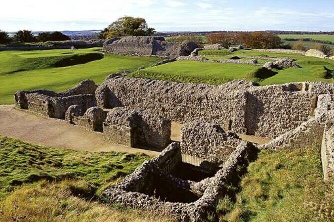 Stonehenge, Salisbury Cathedral & Old Sarum Day trip from Bath - Who should book this Stonehenge to Old Sarum day trip?