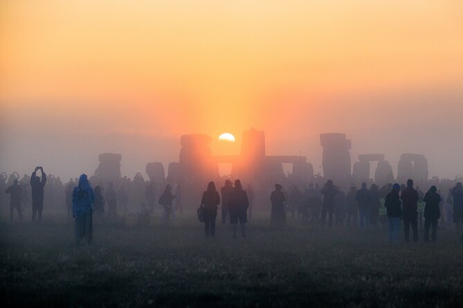Stonehenge Summer Solstice Tour from London: Sunset or Sunrise Viewing - June 20 timing and crowd reality: plan like a pro