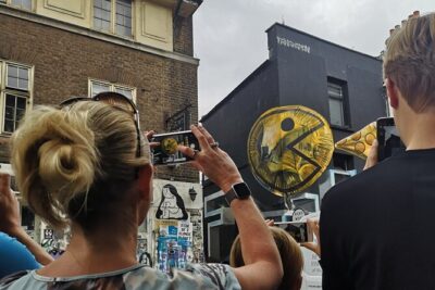 Street Art Walking Tour and Workshop in London - Shoreditch street art walk: spotting styles and street-level meaning