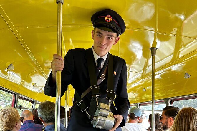 Sussex Vineyard & Winery Bus Tour on Iconic Vintage London Bus - Court Gardens Farm: Vineyard Walk, Sparkling Wine Tutored Tasting, and Picnic Lunch
