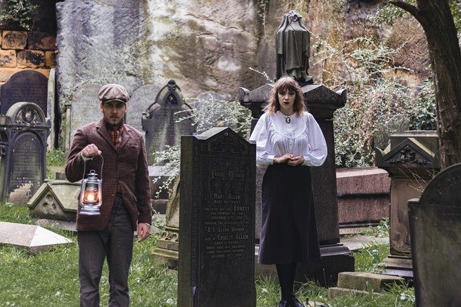 Tales from the Necropolis - A Ghost Walk Through St. James Cemetery - A short look up: the Liverpool Cathedral vantage point
