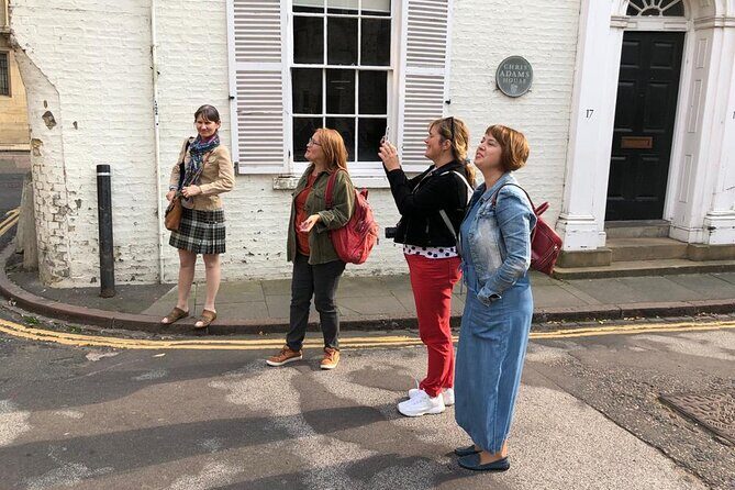Tangential Cambridge: Group Walking Tour of Sights and Highlights - Emmanuel College Grounds: Inner Courts and the Chapel