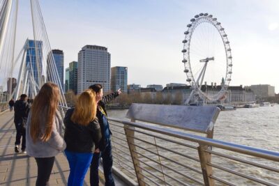 Taxi Private Tour of the Big Sights of London - Price and comfort: why fixed taxi pricing often feels fair