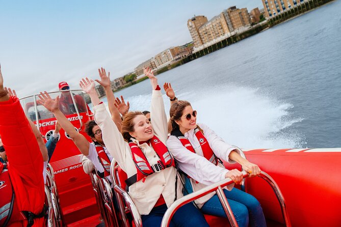 Thames High-Speed Zone Speedboat in London - Tower Bridge to Canary Wharf: the stretch built for speed and views