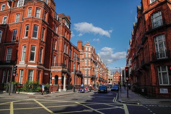 The Beatles London Walk - Abbey Road Crossing: Photos, Timing, and How to Get the Shot